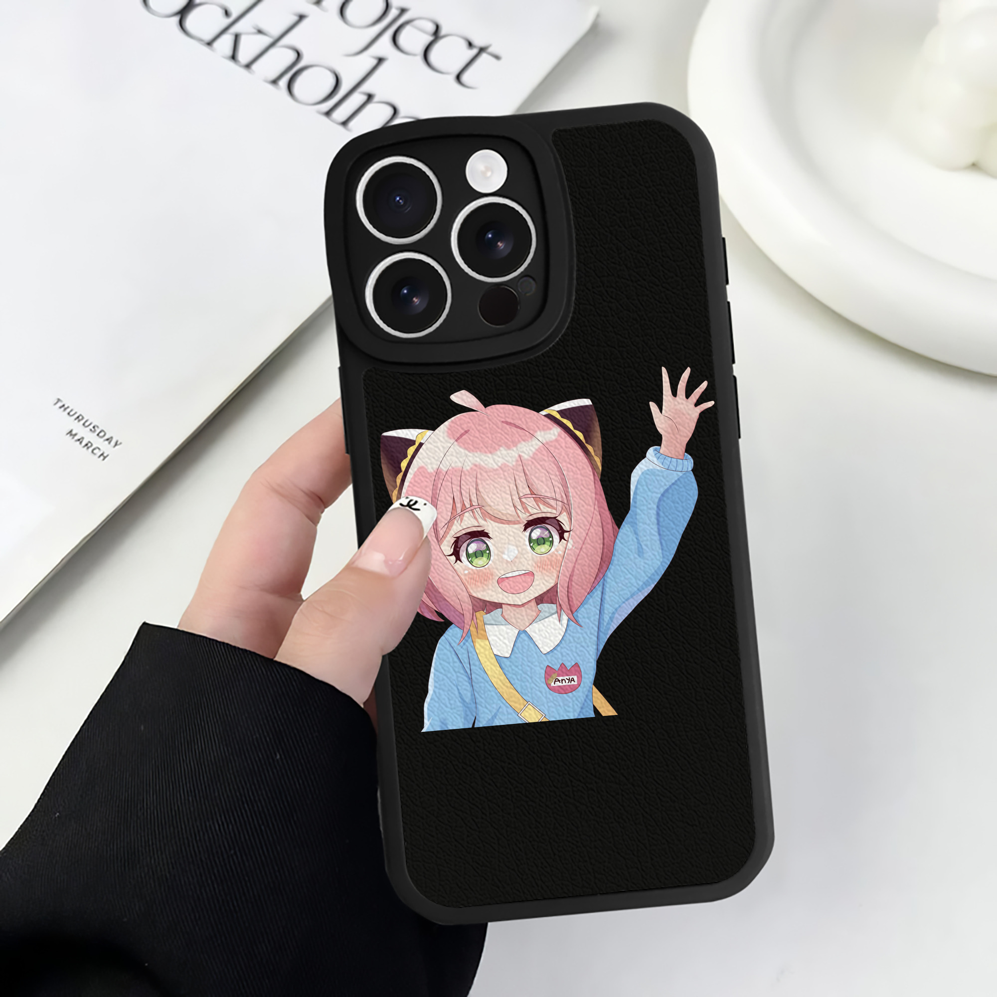 （画像用） SPY×FAMILY间谍家家酒 【iPhone 16シリーズ対応】シリコンスマホケース（レザー調） 材質：シリコン
